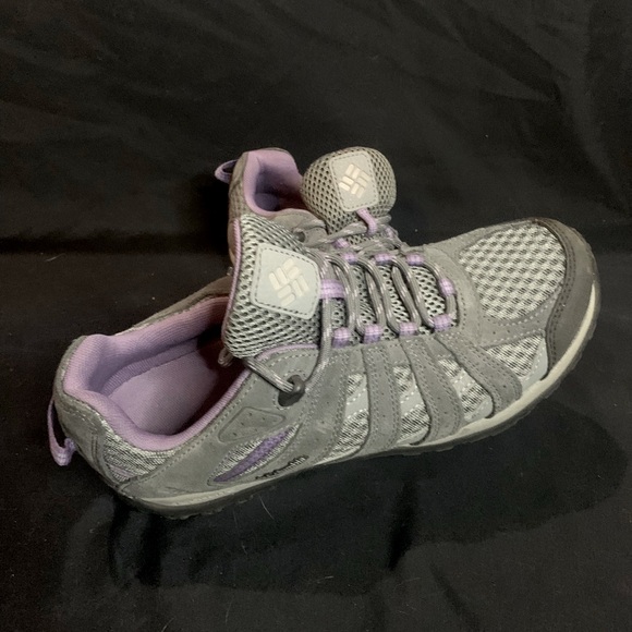 Columbia Hiking Shoe - Picture 2 of 4